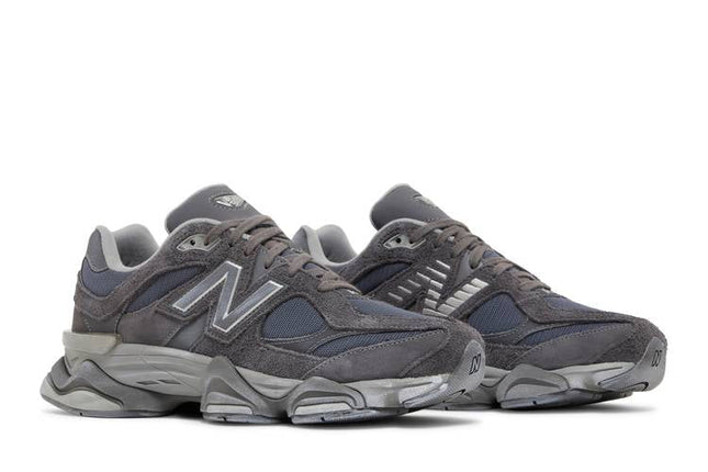 New Balance 9060 Magnet